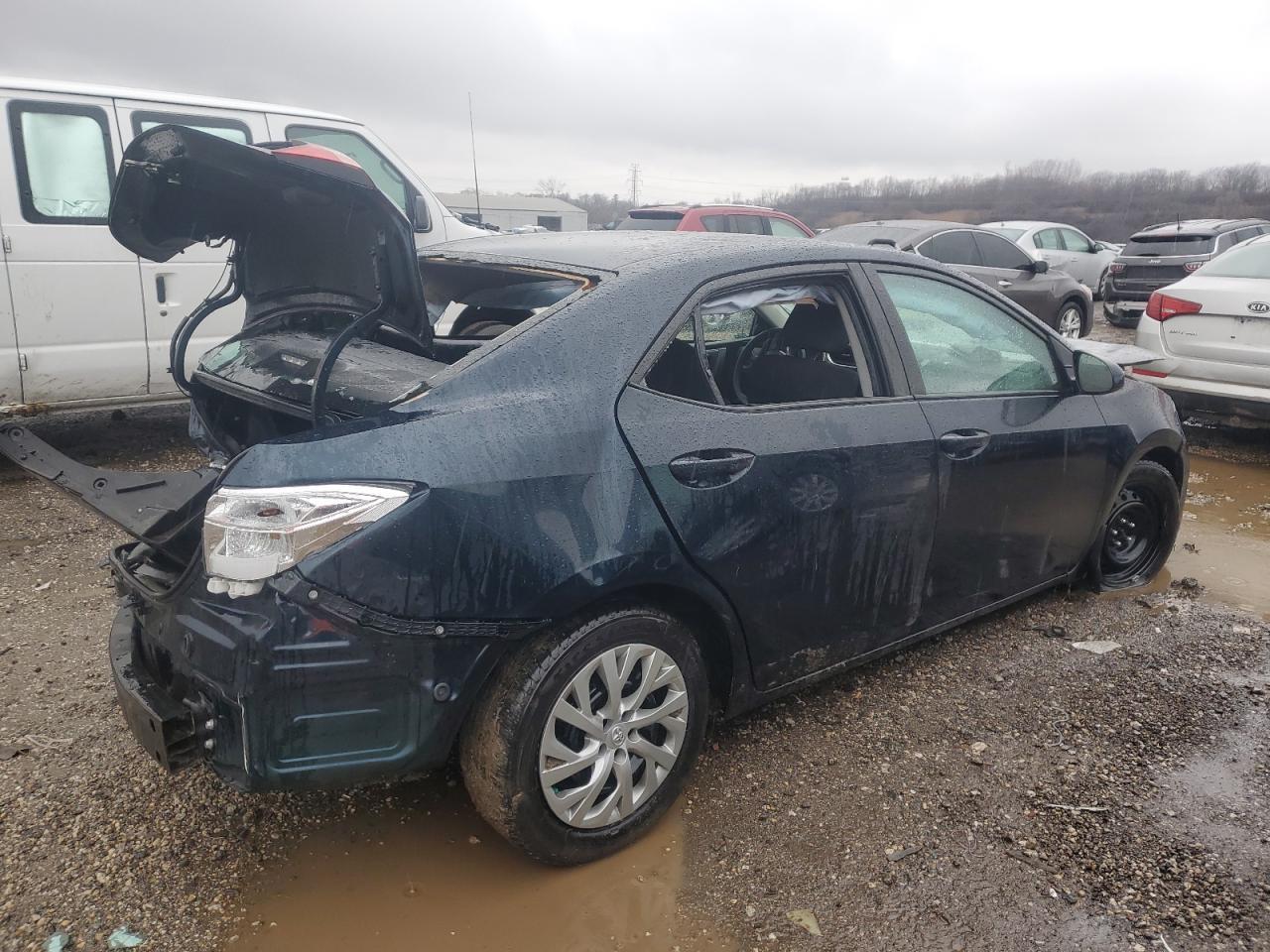 2018 TOYOTA COROLLA L - Image 3