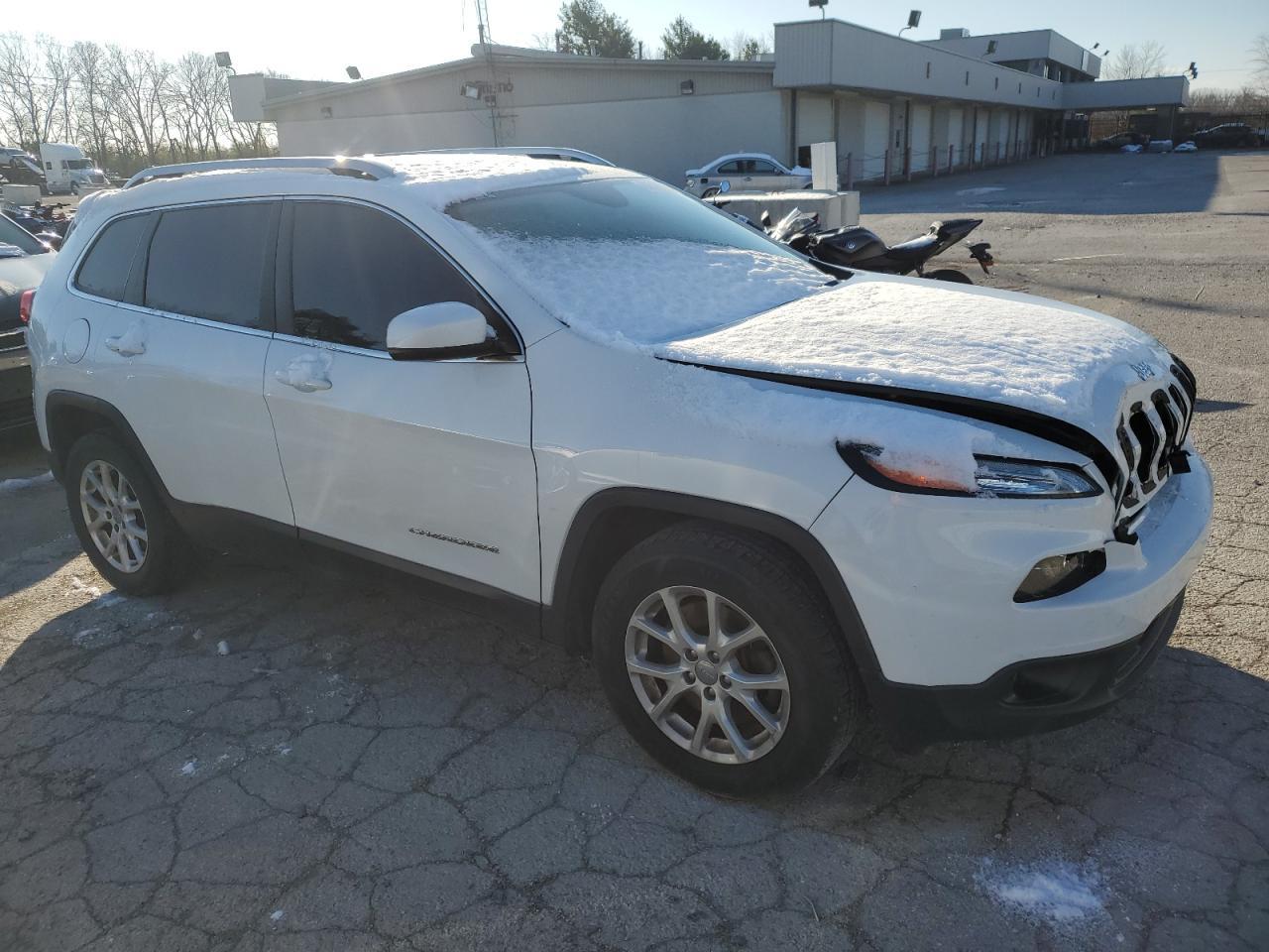 2017 JEEP CHEROKEE L - Image 4