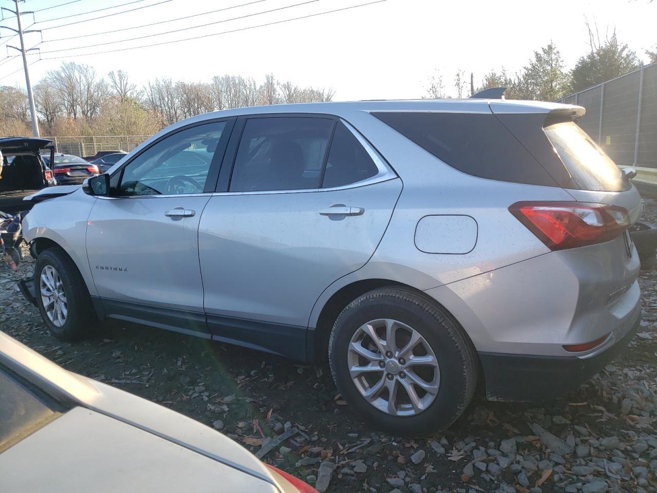 2019 CHEVROLET EQUINOX LT - Image 2