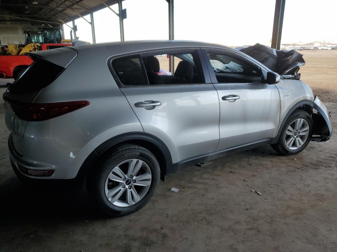 2017 KIA SPORTAGE L - Image 3