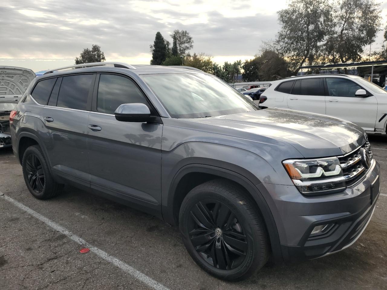 2019 VOLKSWAGEN ATLAS SE - Image 4