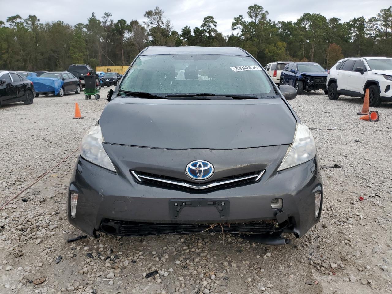 2013 TOYOTA PRIUS V - Image 5