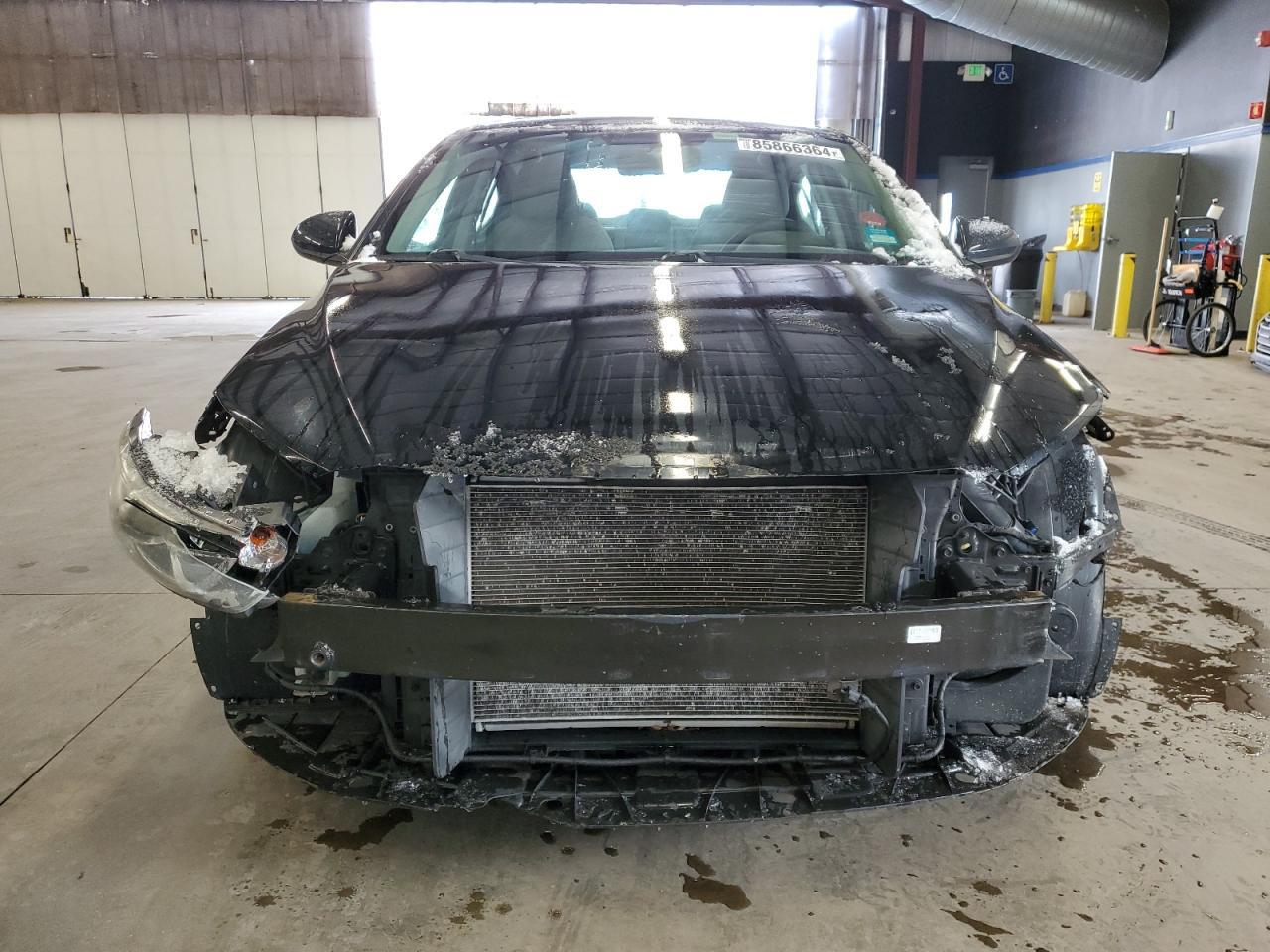 2018 HYUNDAI ELANTRA SE - Image 5
