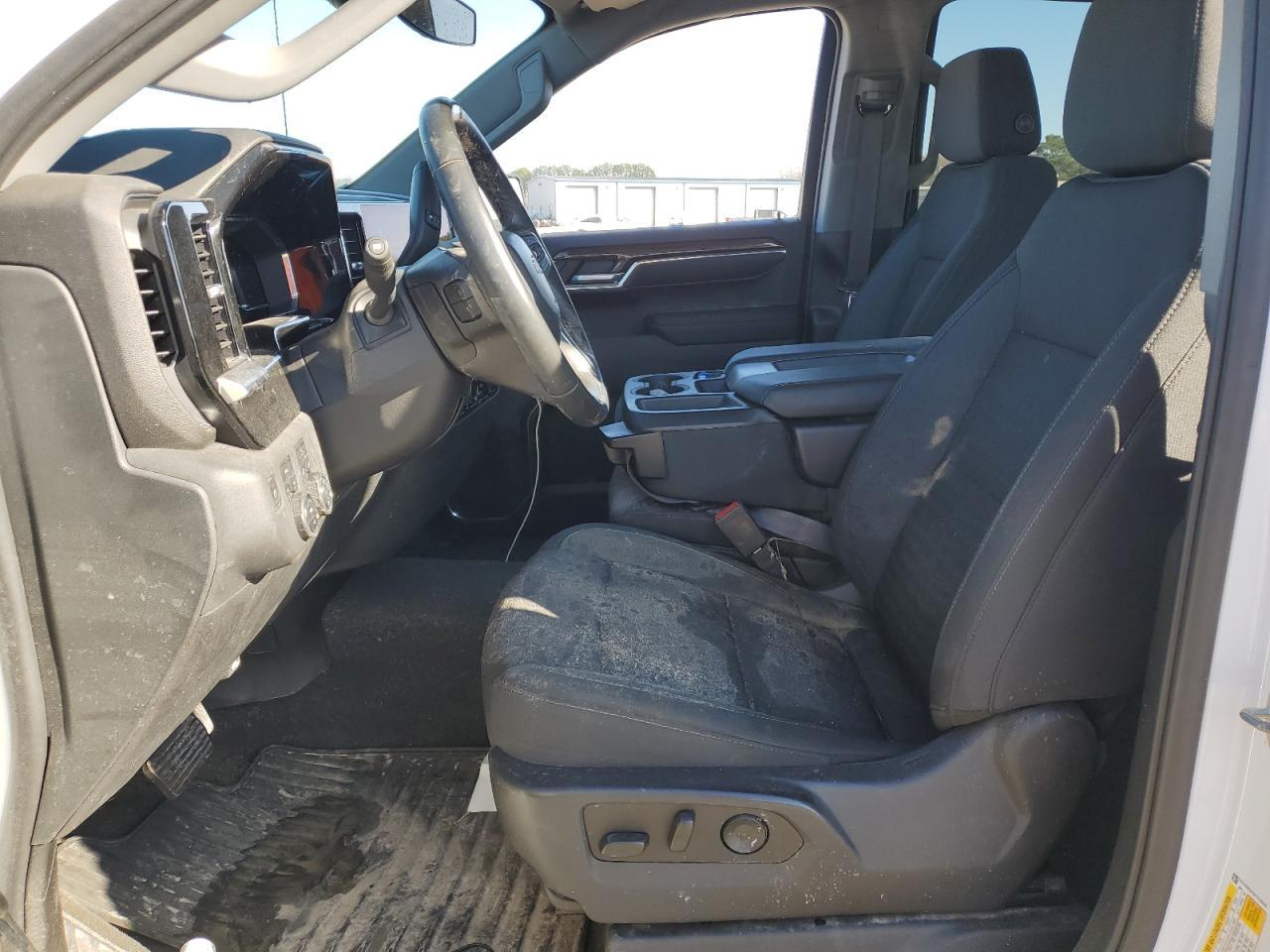 2023 CHEVROLET SILVERADO - Image 7