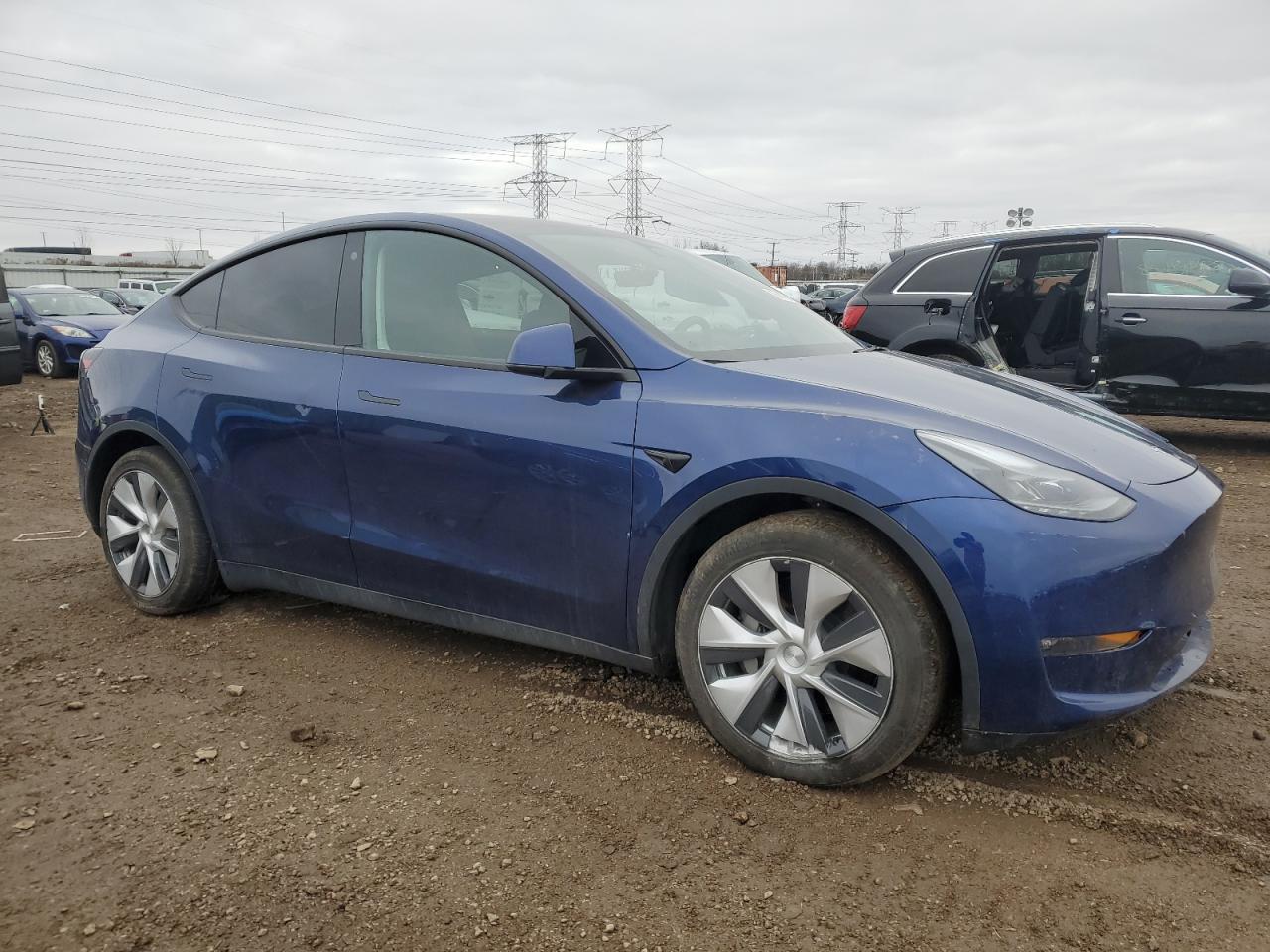 2023 TESLA MODEL Y - Фото 4