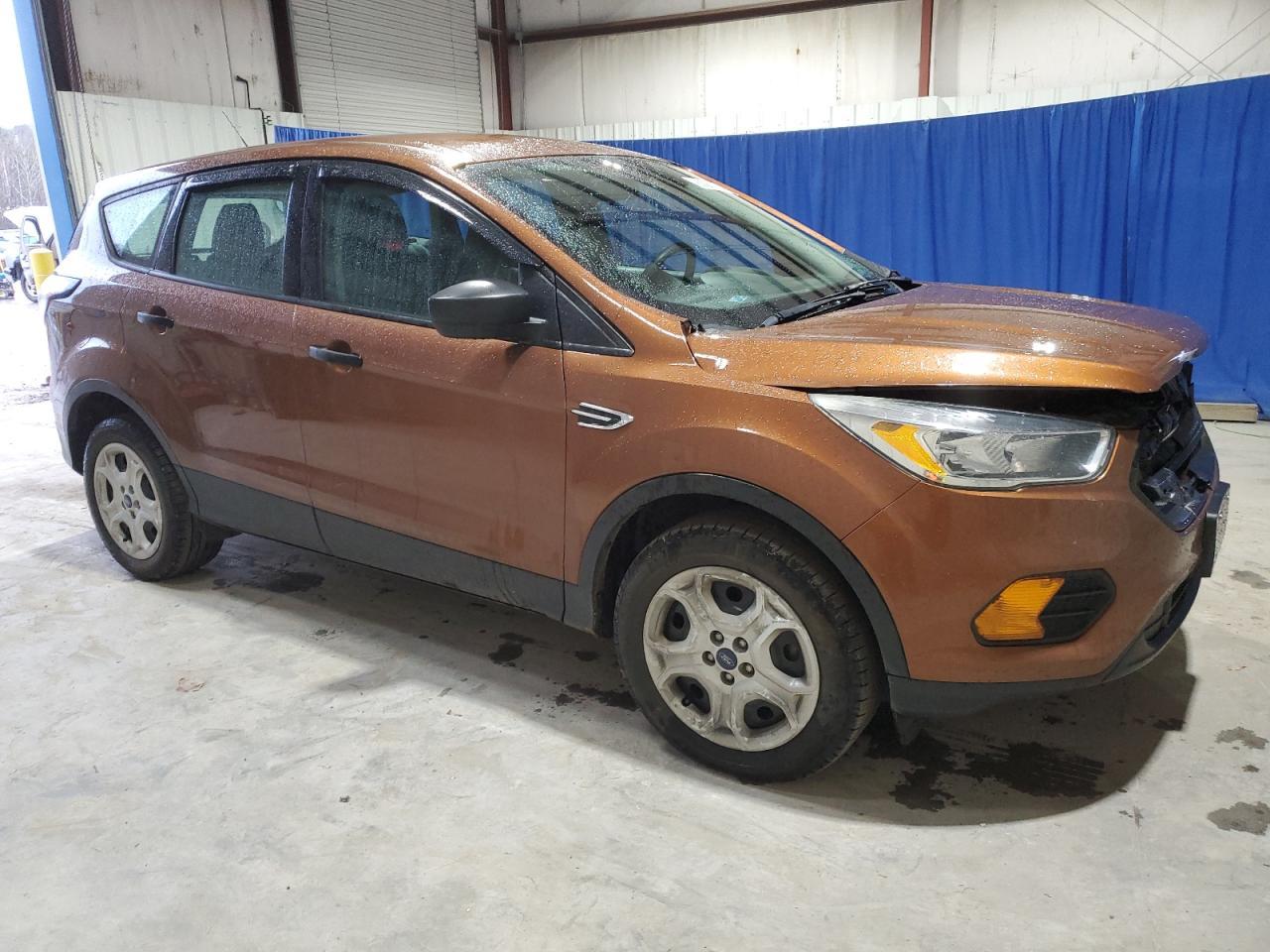 2017 FORD ESCAPE S - Image 4