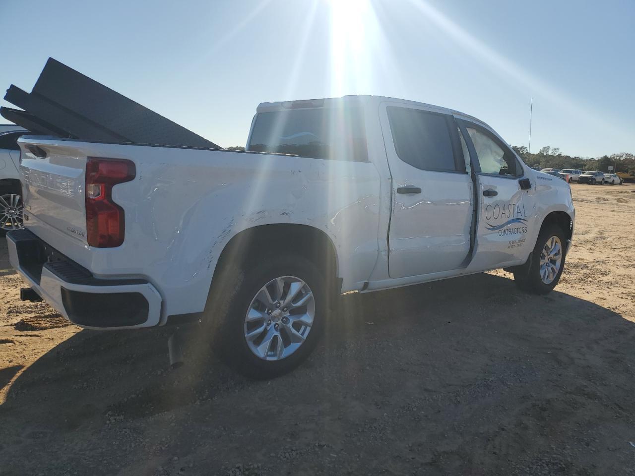 2024 CHEVROLET SILVERADO - Фото 3