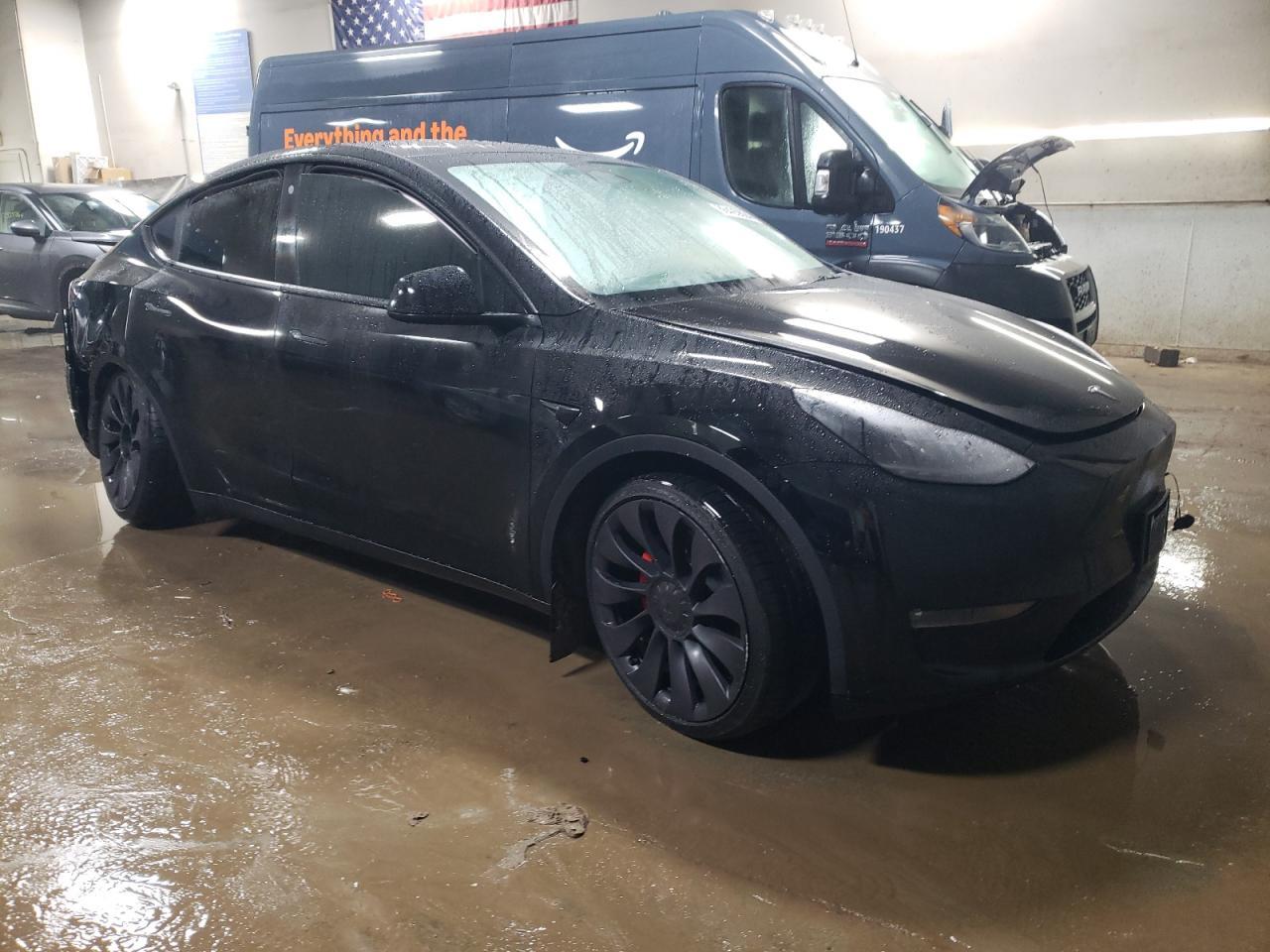 2023 TESLA MODEL Y - Image 4