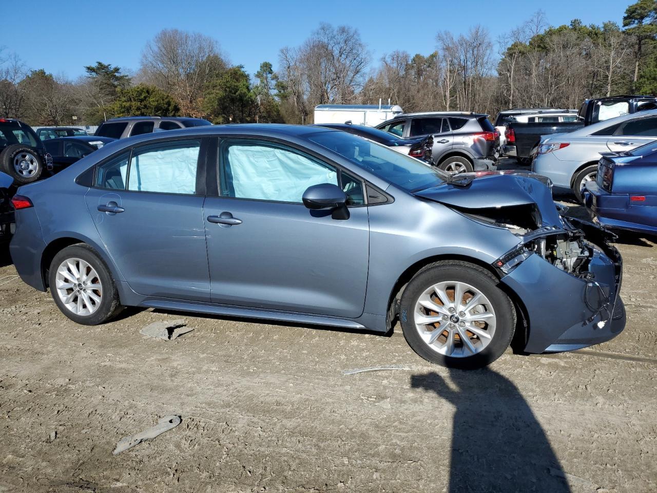 2020 TOYOTA COROLLA LE - Фото 4