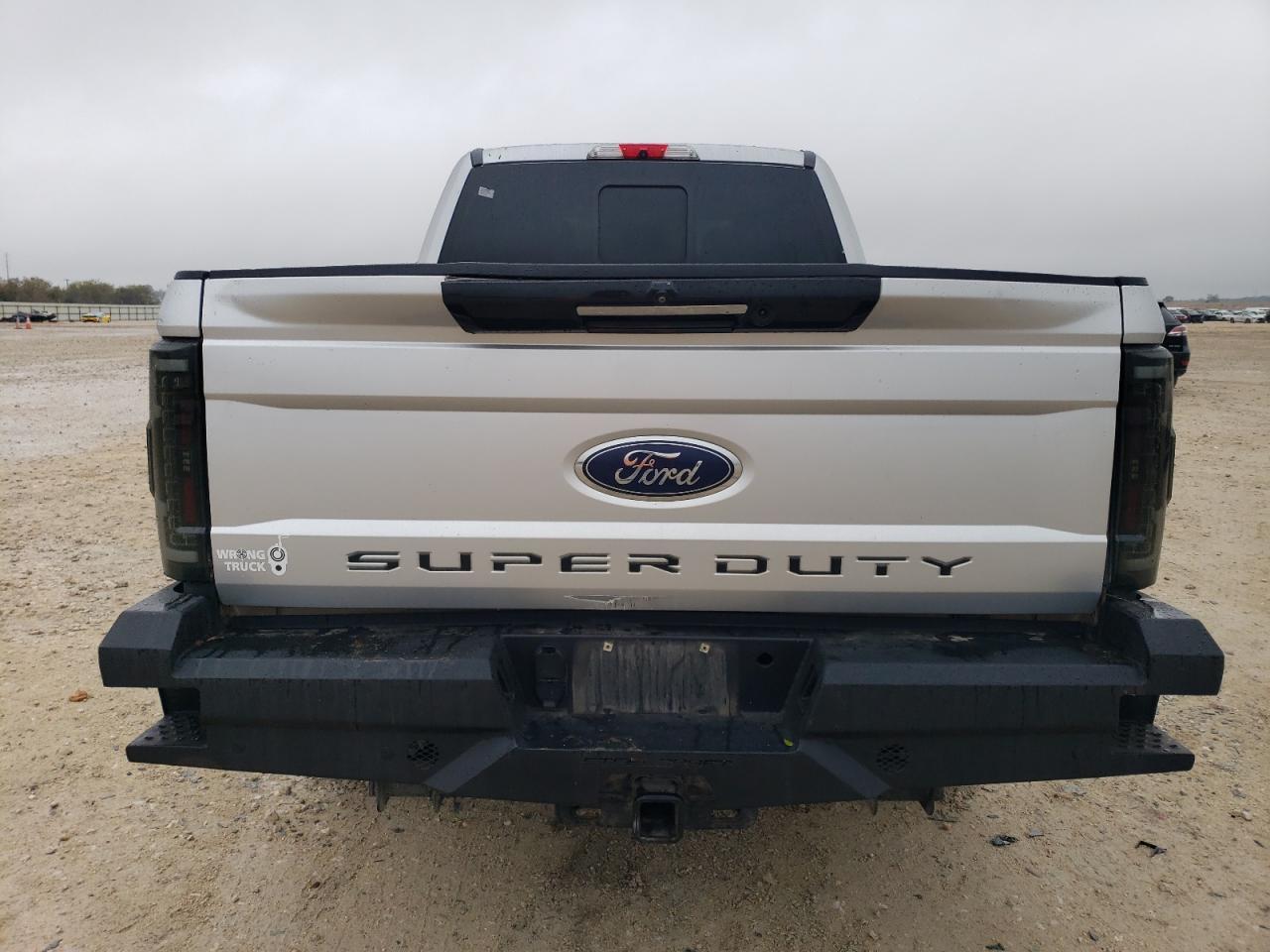 2017 FORD F250 SUPER - Image 6