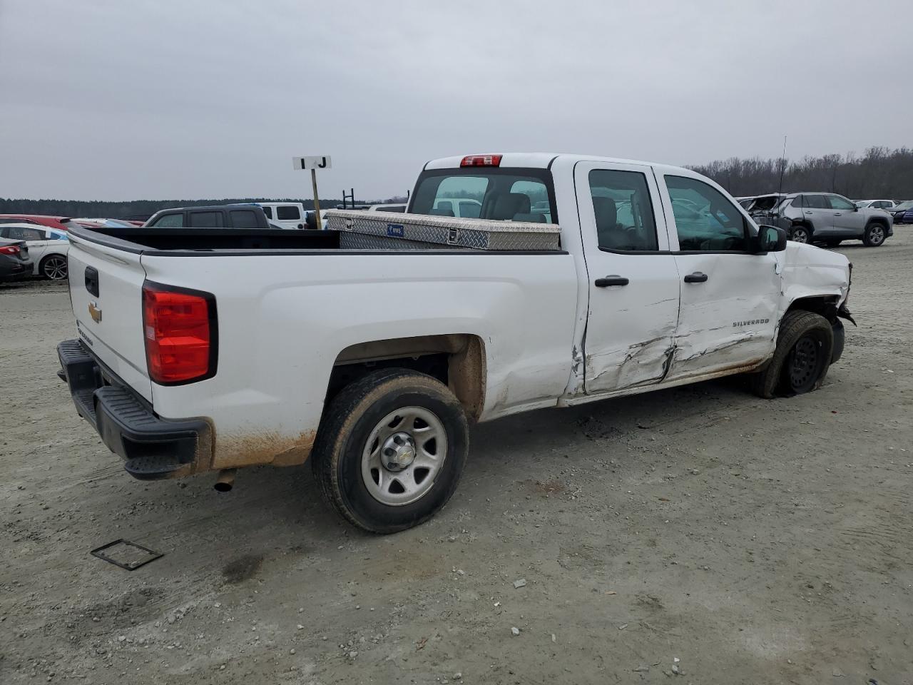 2015 CHEVROLET SILVERADO - Image 3