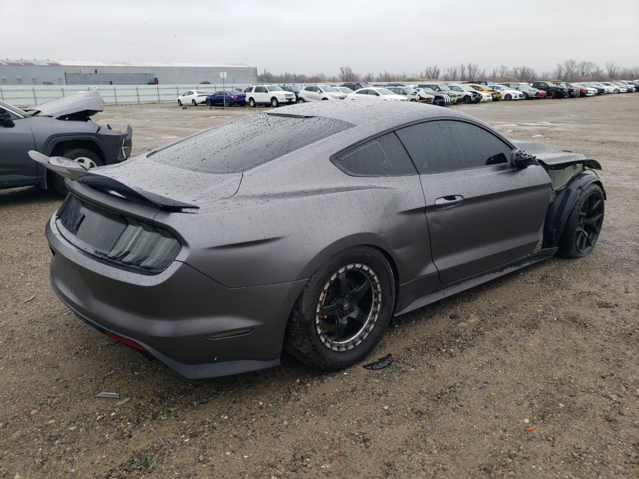2016 FORD MUSTANG GT - Фото 3