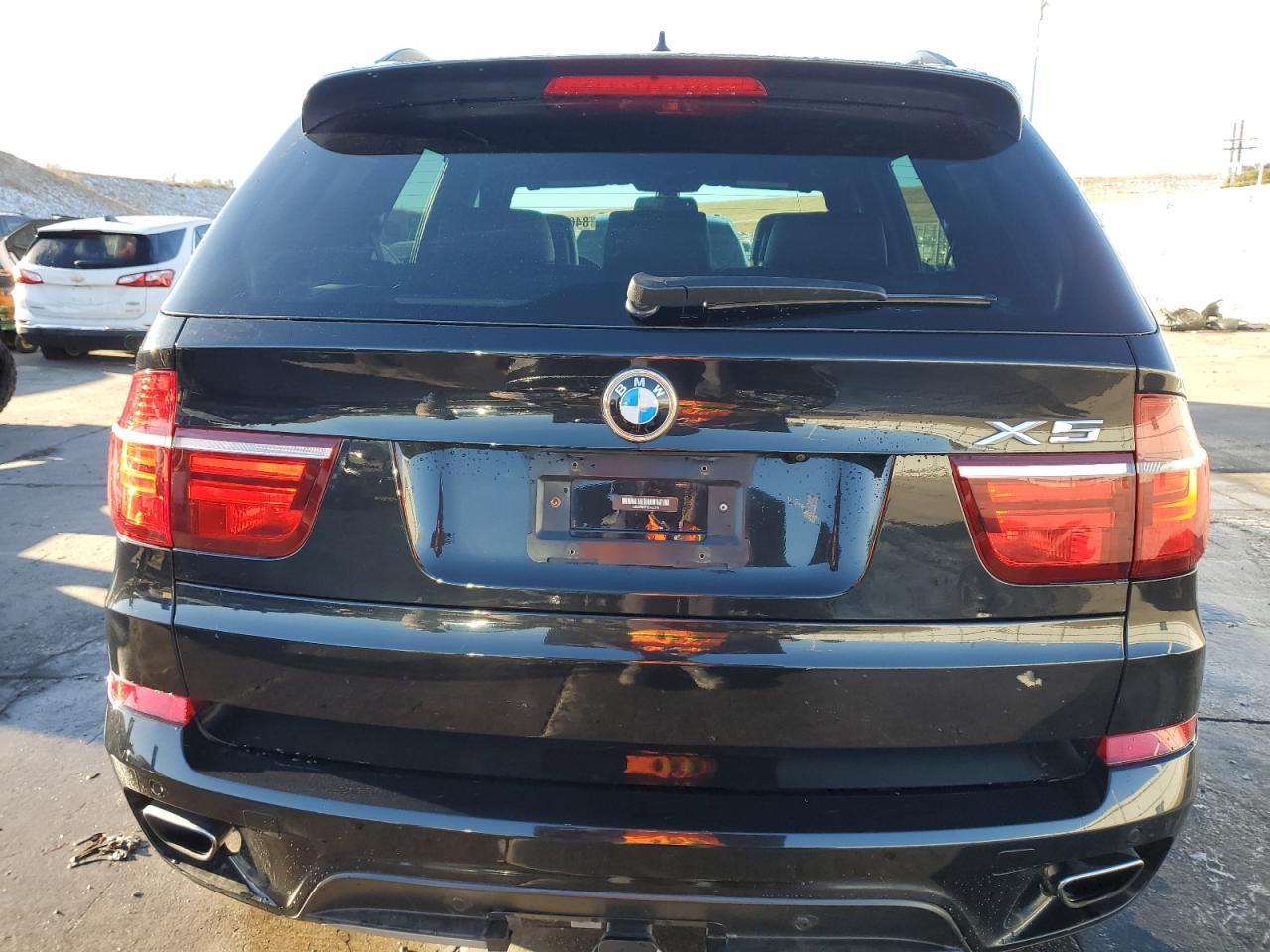 2012 BMW X5 XDRIVE5 - Image 6