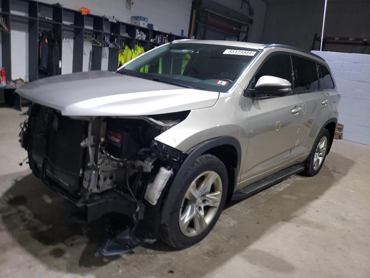 2015 TOYOTA HIGHLANDER