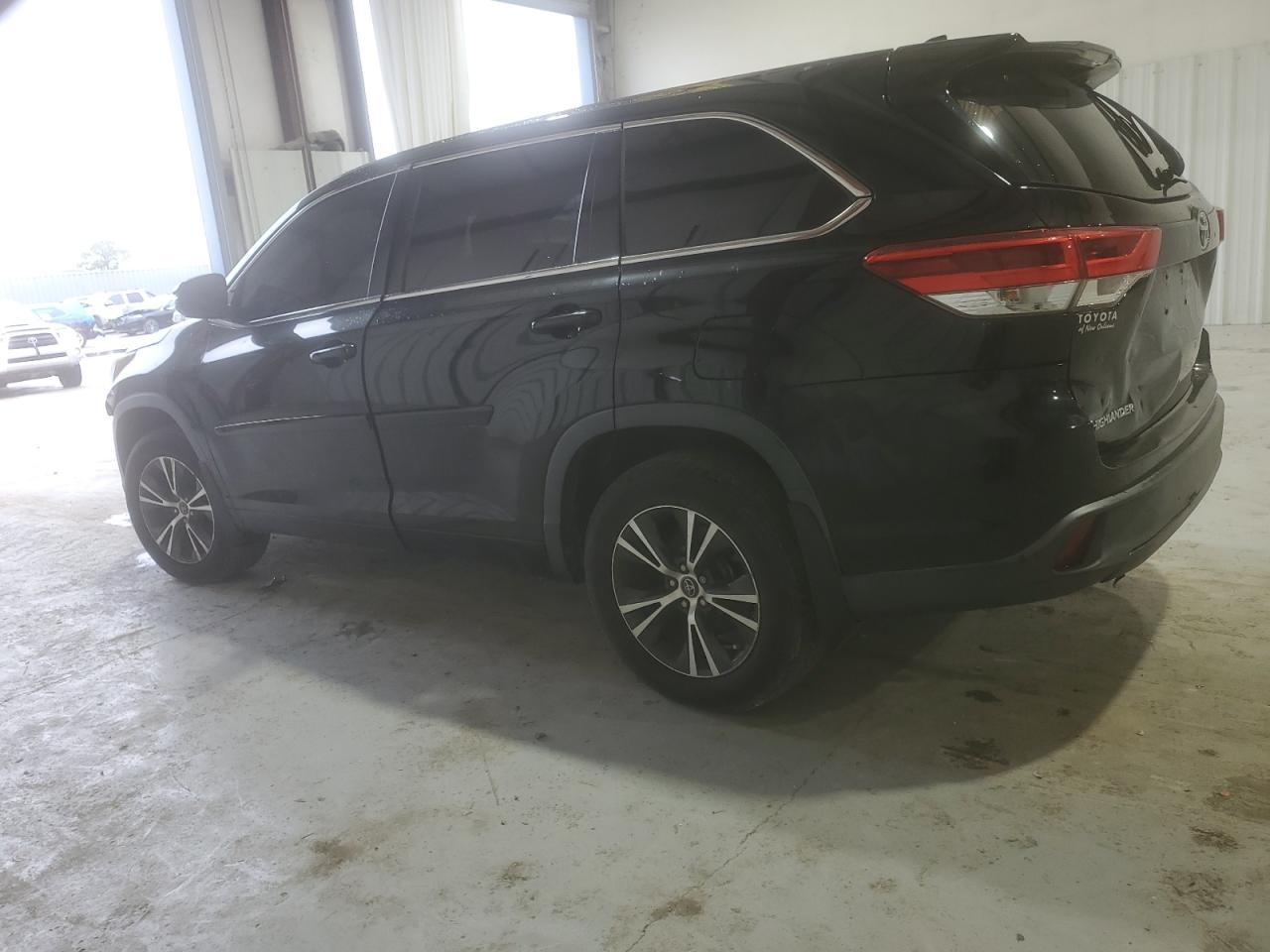 2018 TOYOTA HIGHLANDER - Image 2