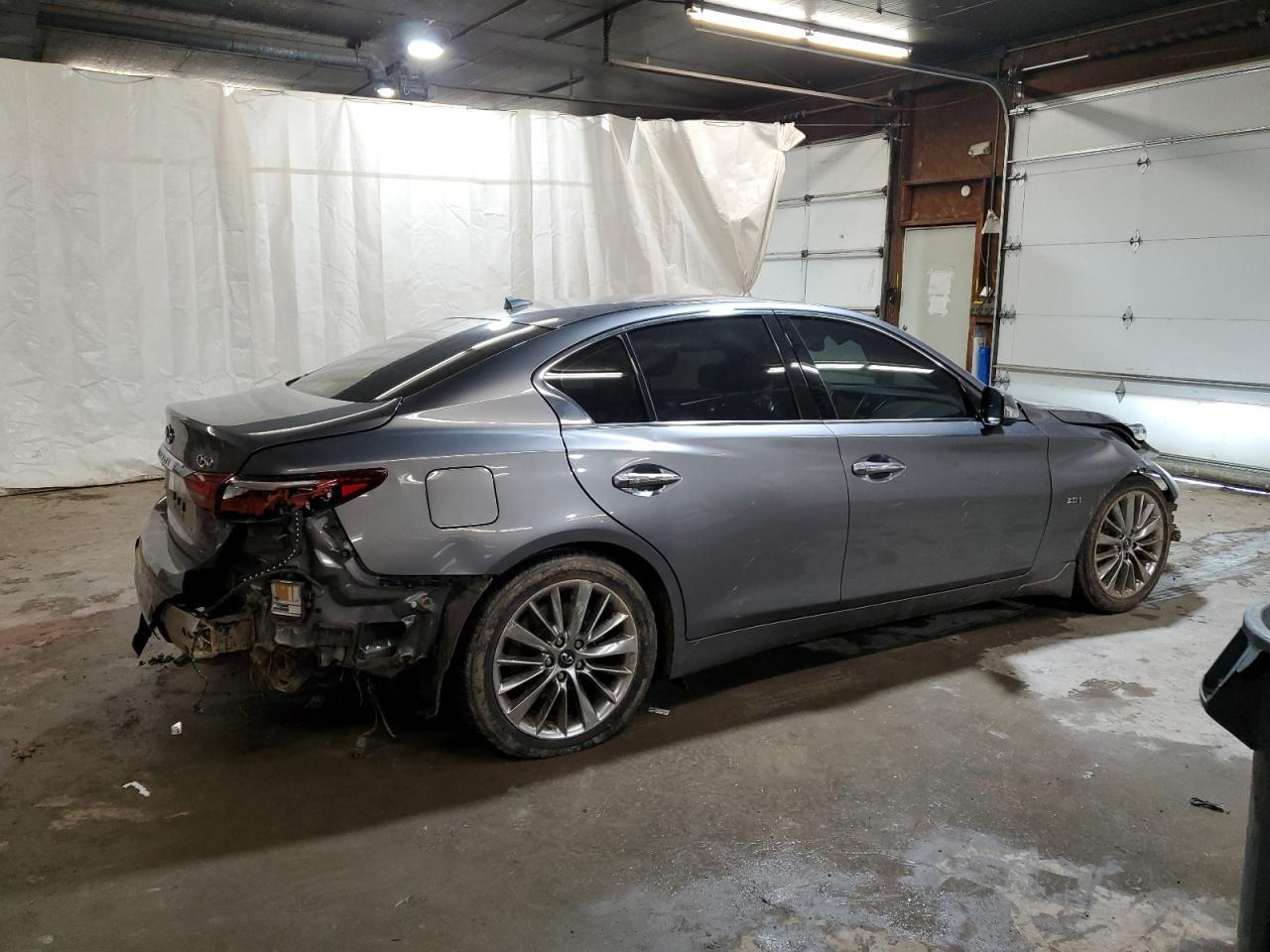2018 INFINITI Q50 LUXE - Фото 3