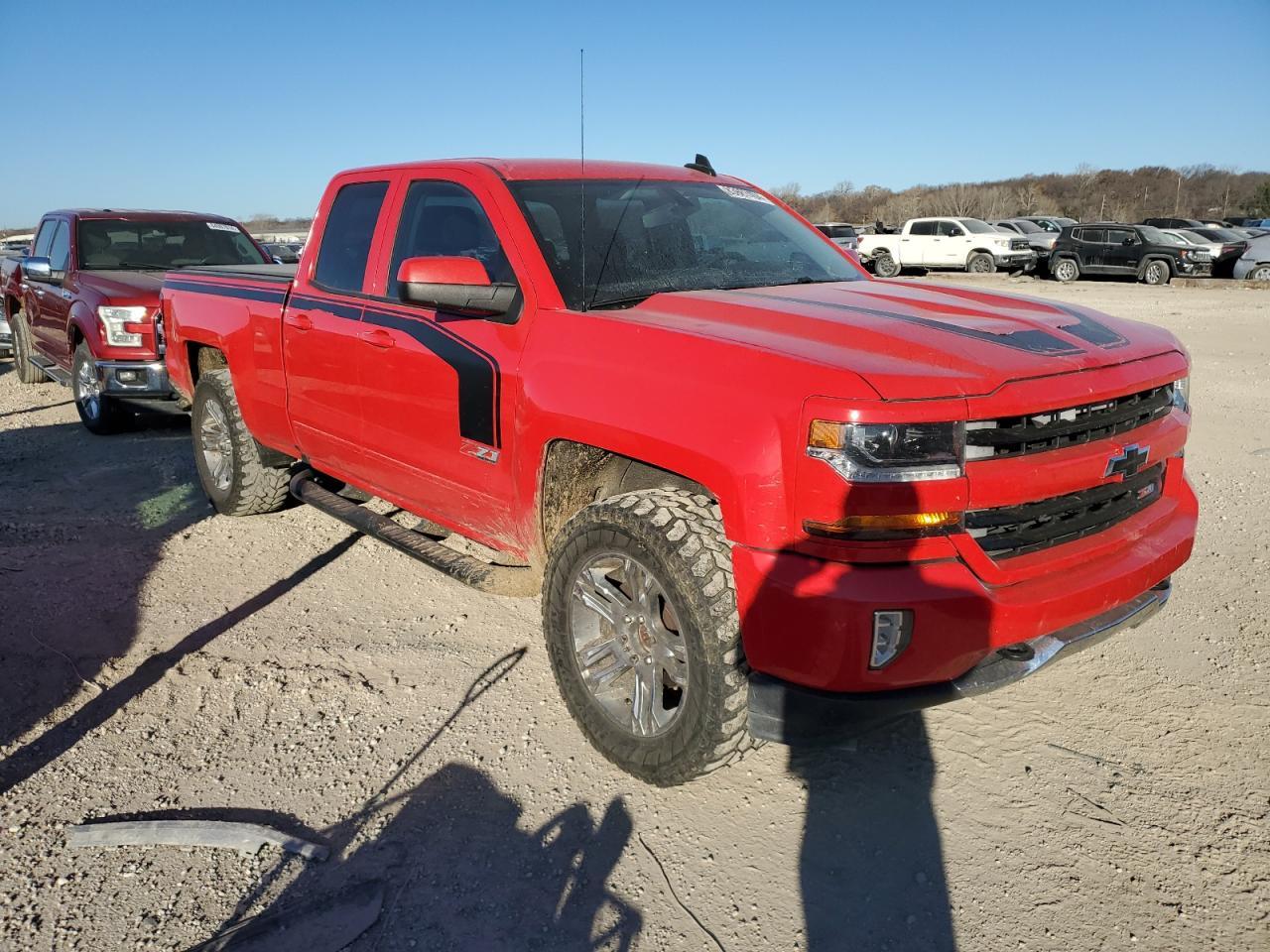 2016 CHEVROLET SILVERADO - Фото 4