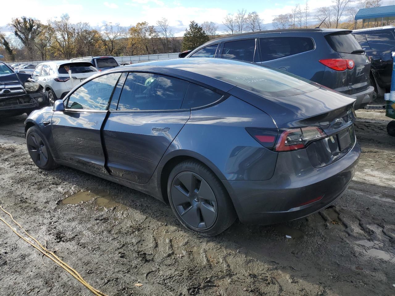 2021 TESLA MODEL 3 - Image 2