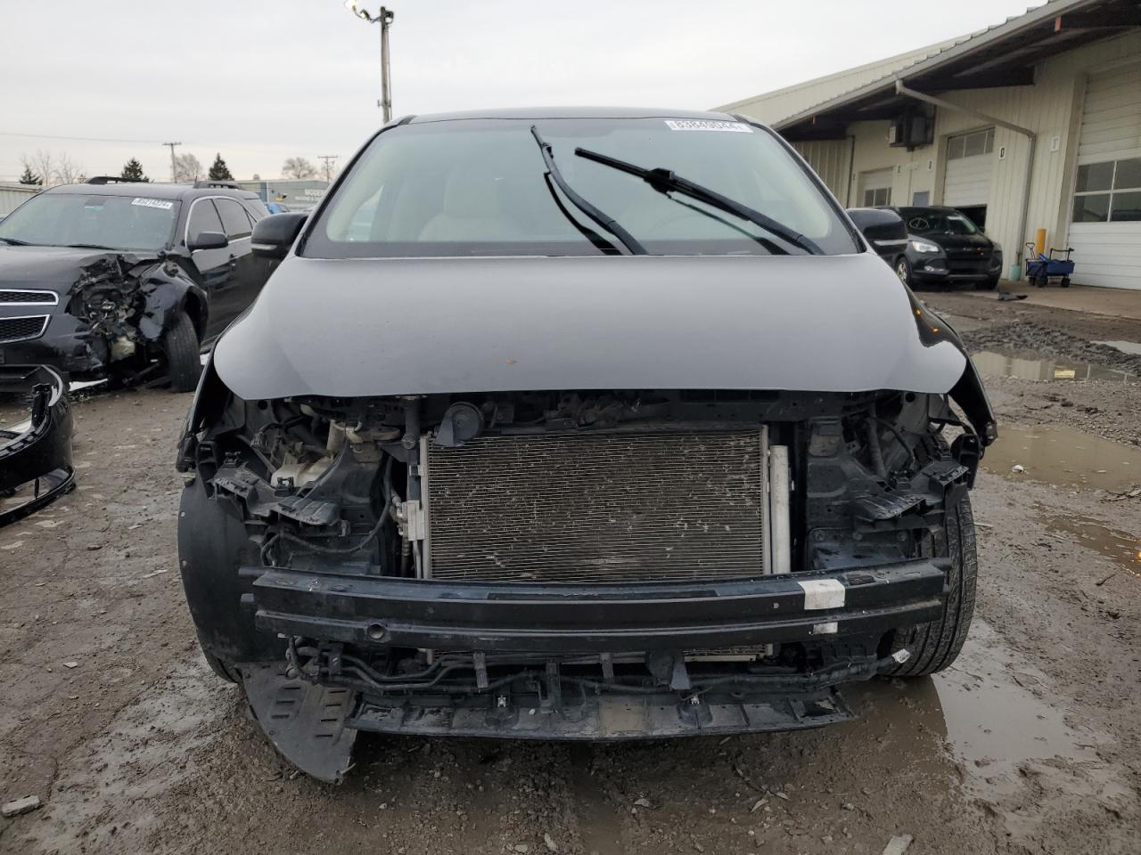 2016 KIA SEDONA LX - Фото 5