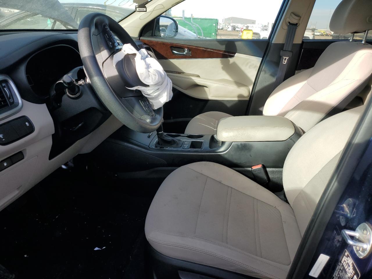 2017 KIA SORENTO LX - Фото 7