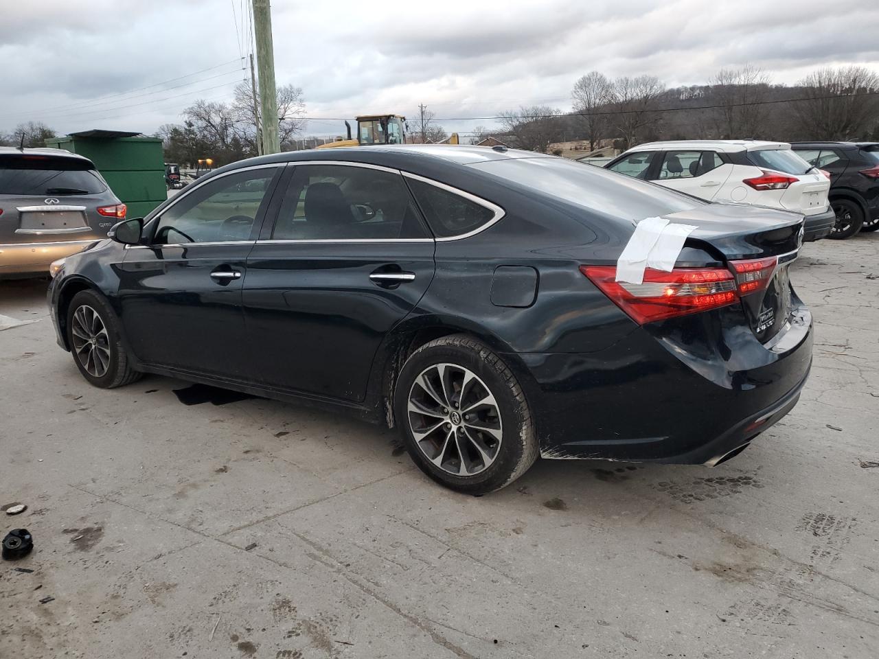 2016 TOYOTA AVALON XLE - Image 2