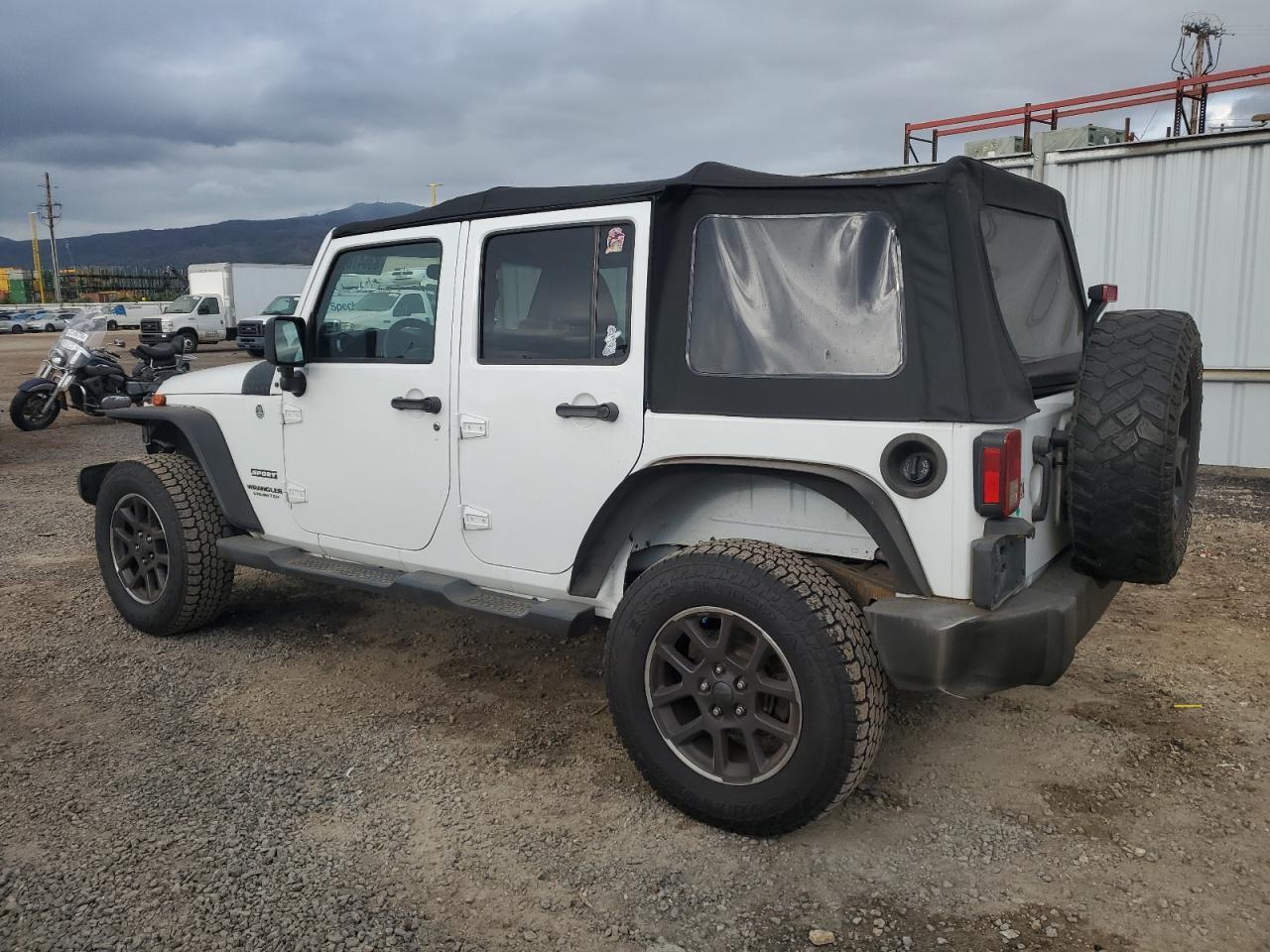 2012 JEEP WRANGLER U - Image 2