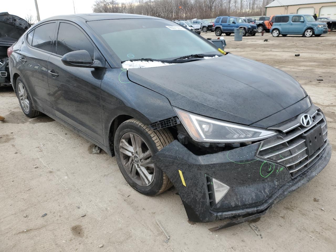 2019 HYUNDAI ELANTRA SE - Image 4