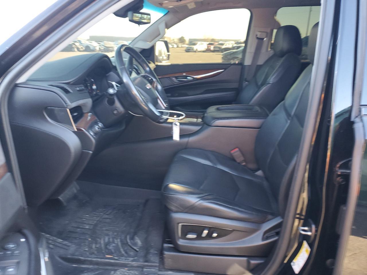 2017 CADILLAC ESCALADE E - Фото 7