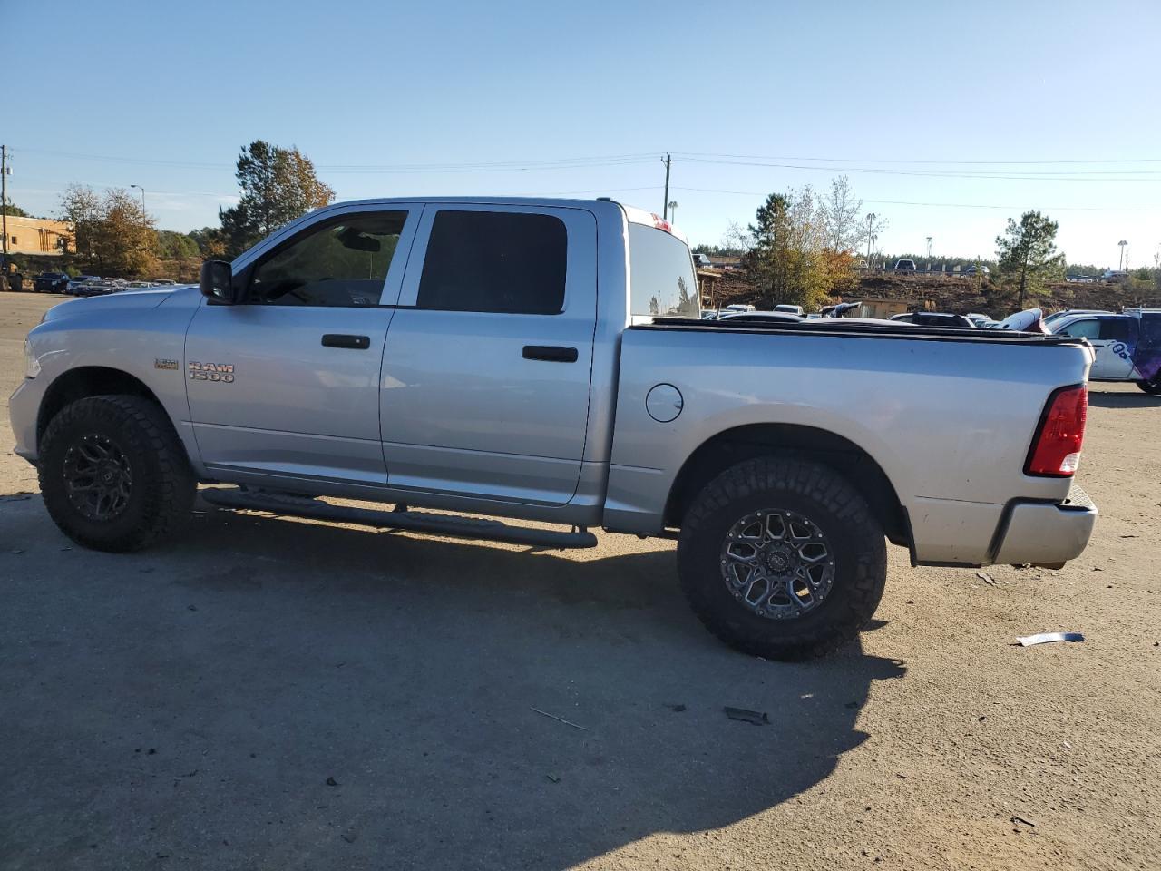 2015 RAM 1500 ST - Image 2