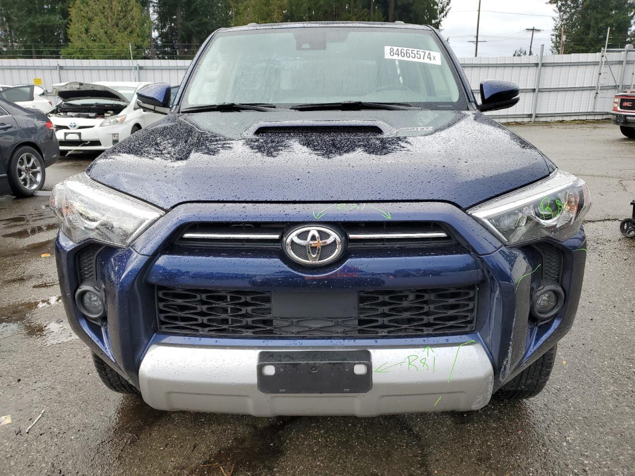 2024 TOYOTA 4RUNNER SR - Image 5