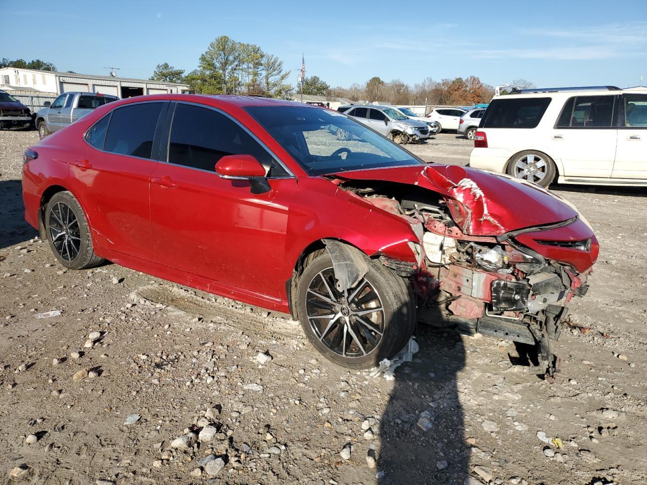 2021 TOYOTA CAMRY SE - Фото 4
