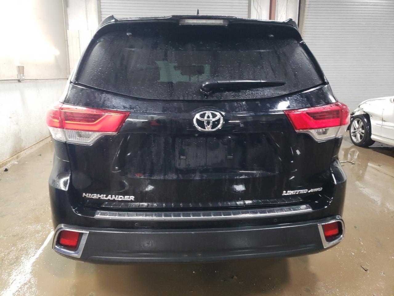 2018 TOYOTA HIGHLANDER - Фото 6