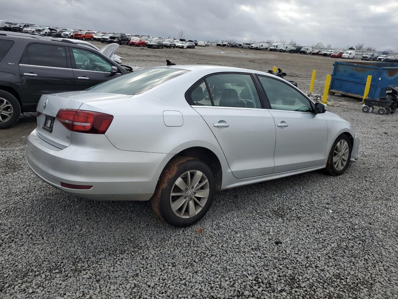 2016 VOLKSWAGEN JETTA SE - Image 3
