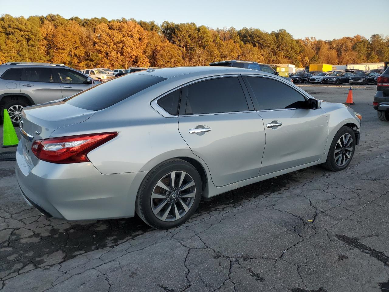 2017 NISSAN ALTIMA 2.5 - Фото 3