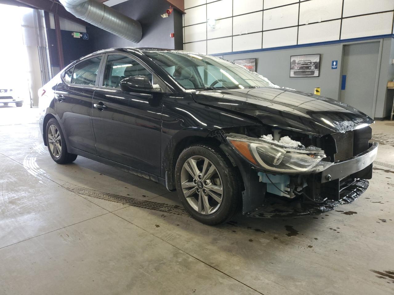 2018 HYUNDAI ELANTRA SE - Image 4