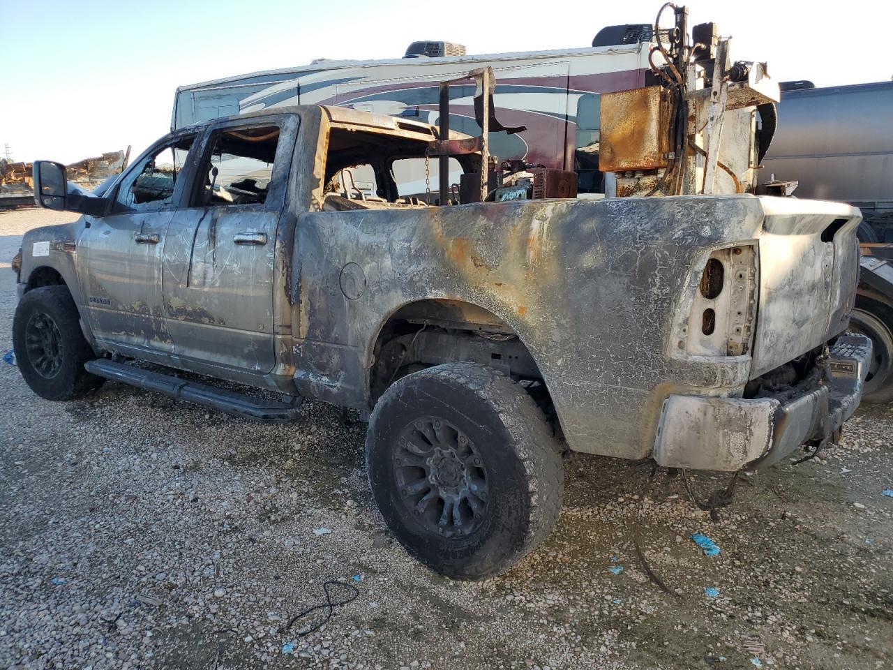 2022 RAM 2500 BIG H - Image 2
