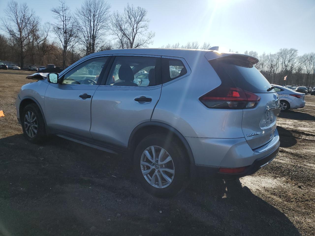 2018 NISSAN ROGUE S - Image 2