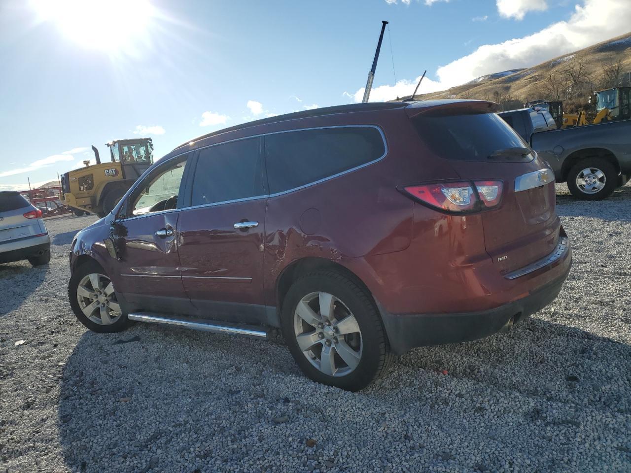 2015 CHEVROLET TRAVERSE L - Image 2