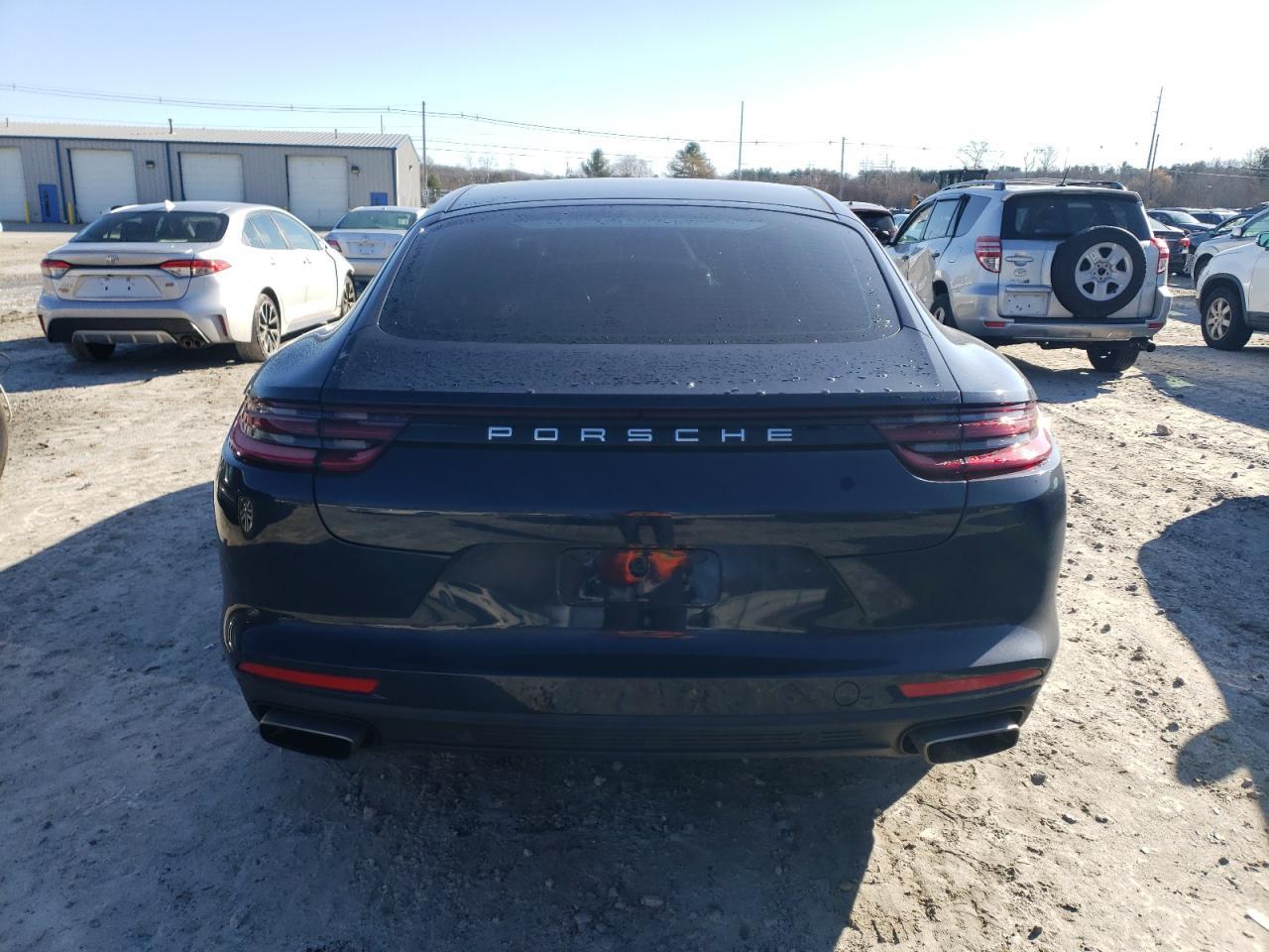 2018 PORSCHE PANAMERA 4 - Image 6