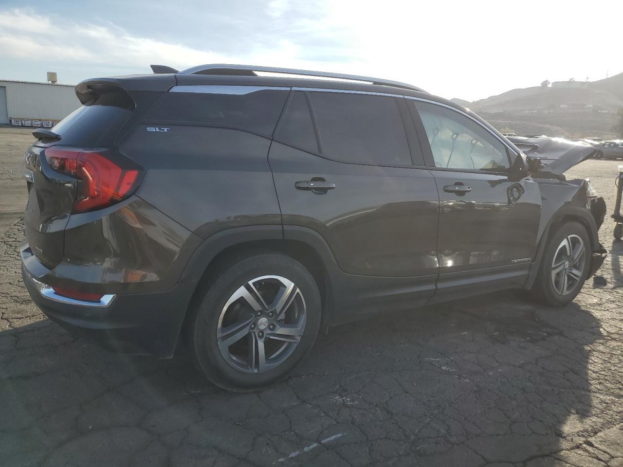 2019 GMC TERRAIN SL - Image 3