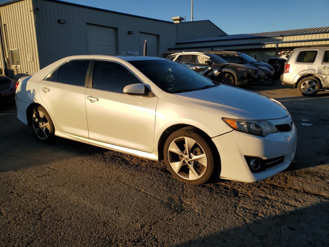 2012 TOYOTA CAMRY BASE - Фото 4