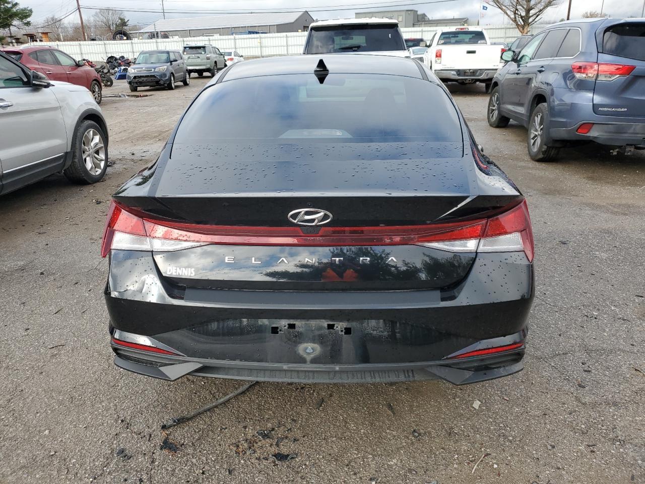 2022 HYUNDAI ELANTRA SE - Фото 6