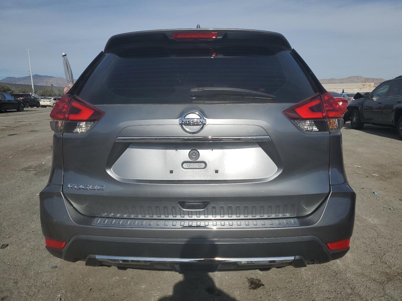 2018 NISSAN ROGUE S - Фото 6