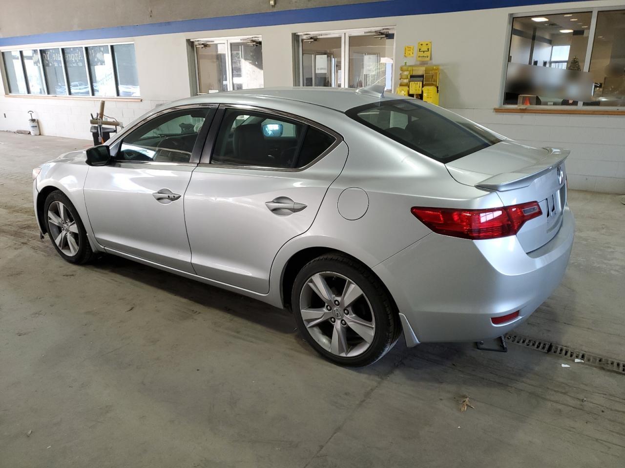 2014 ACURA ILX 20 TEC - Фото 2