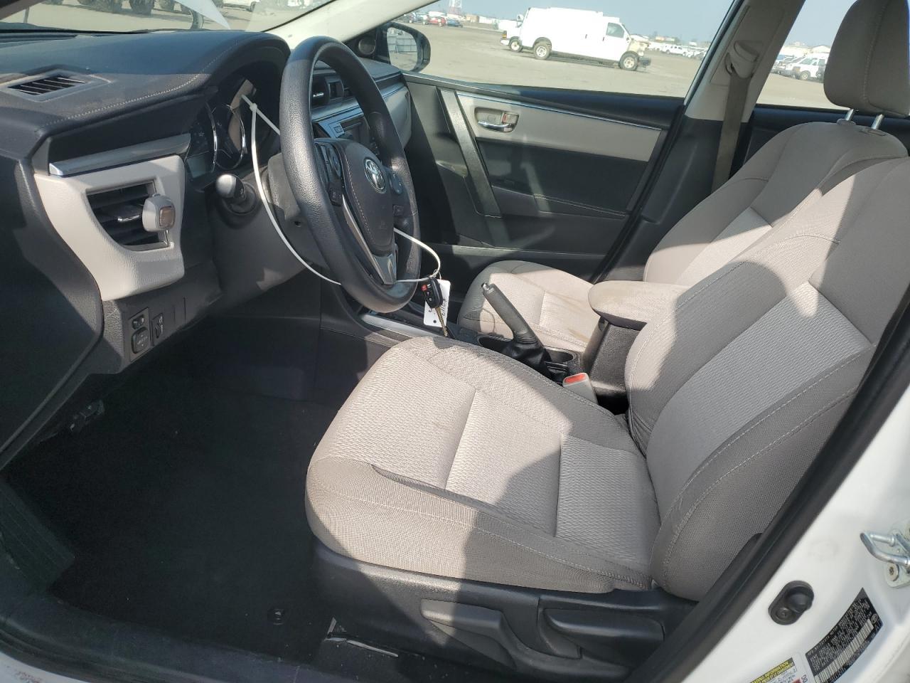 2014 TOYOTA COROLLA L - Image 7