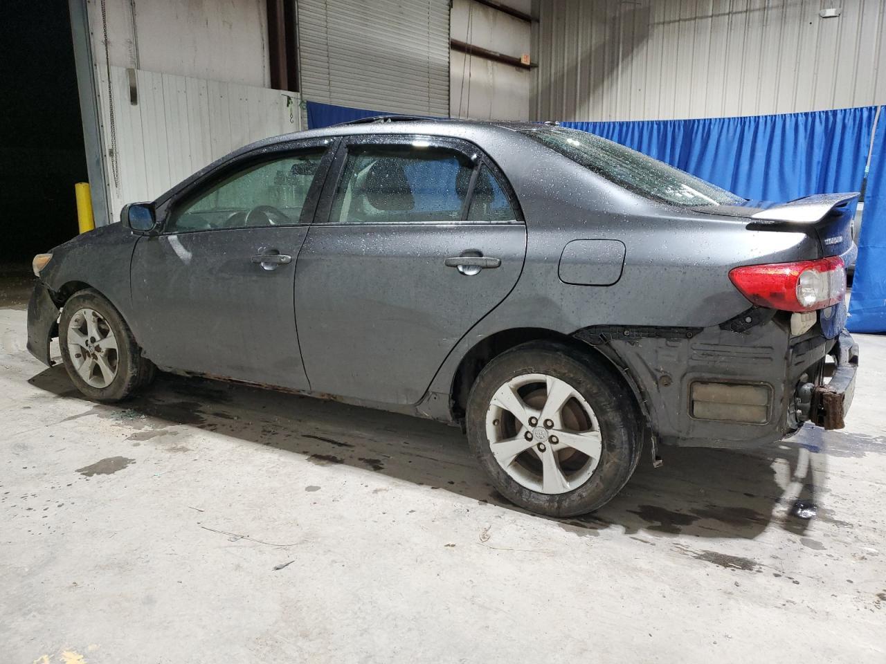 2013 NISSAN SENTRA S - Фото 2