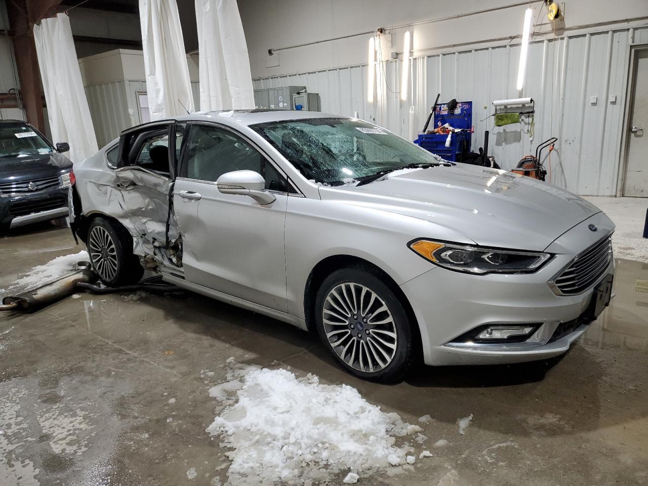 2017 FORD FUSION SE - Фото 4