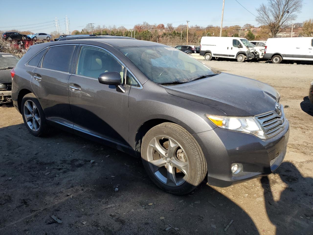 2012 TOYOTA VENZA LE - Image 4