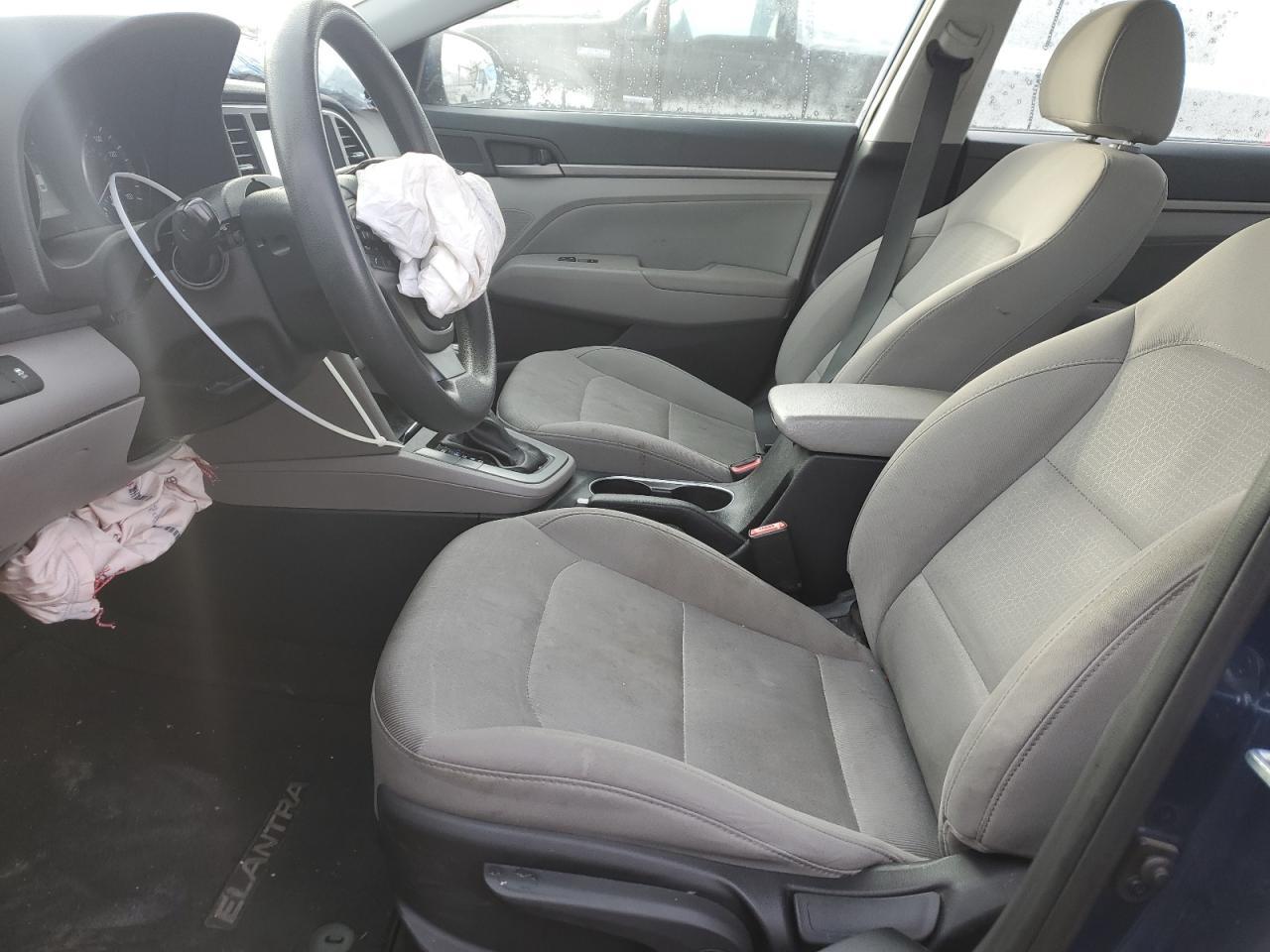 2018 HYUNDAI ELANTRA SE - Фото 7