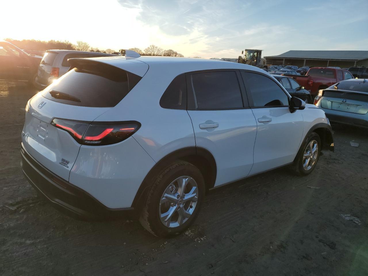 2025 HONDA HR-V LX - Фото 3